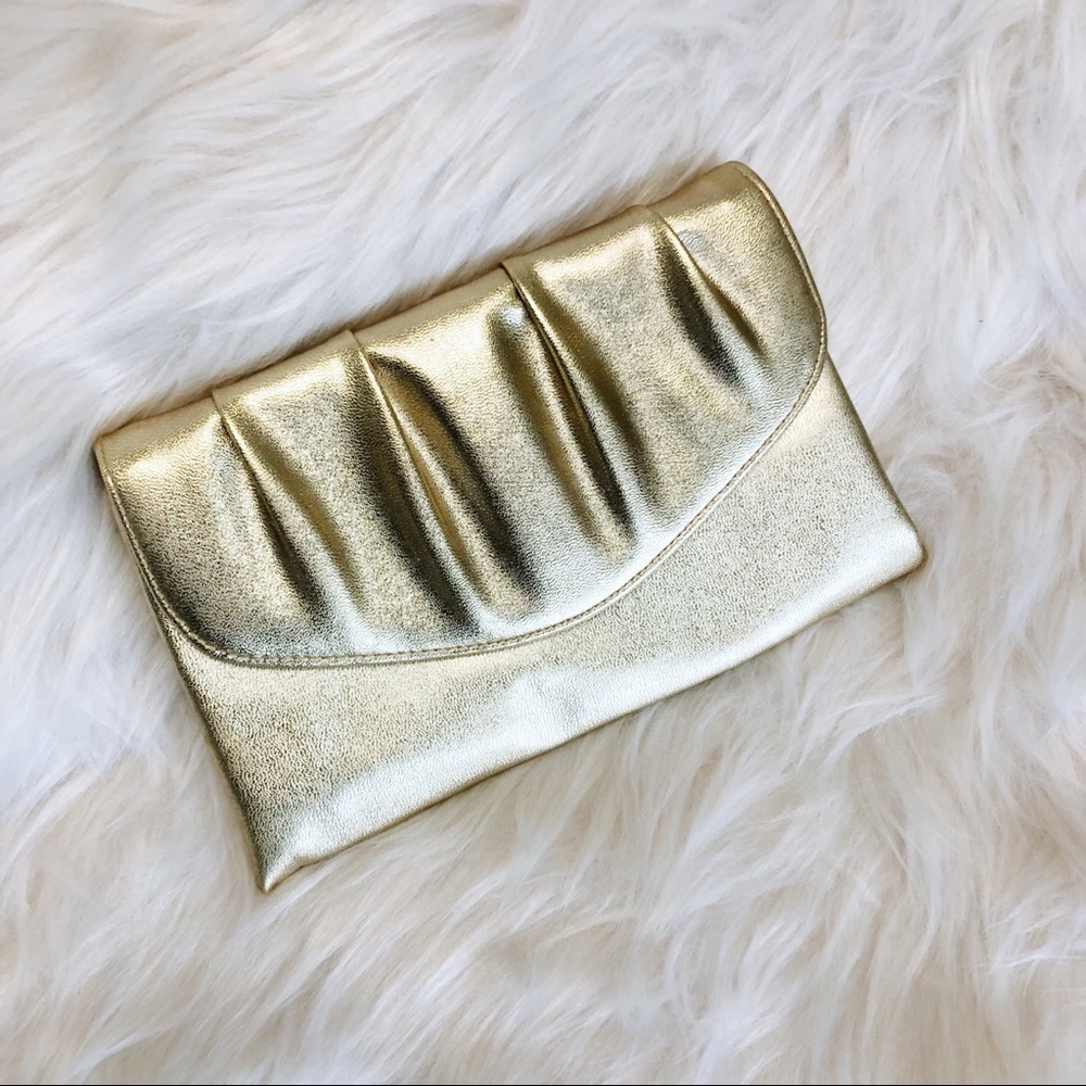 Shiny Gold Clutch
